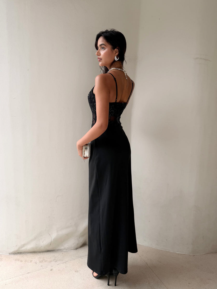 Robe Aliya