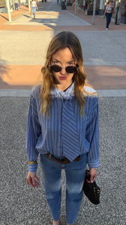 Elegante camisa a rayas