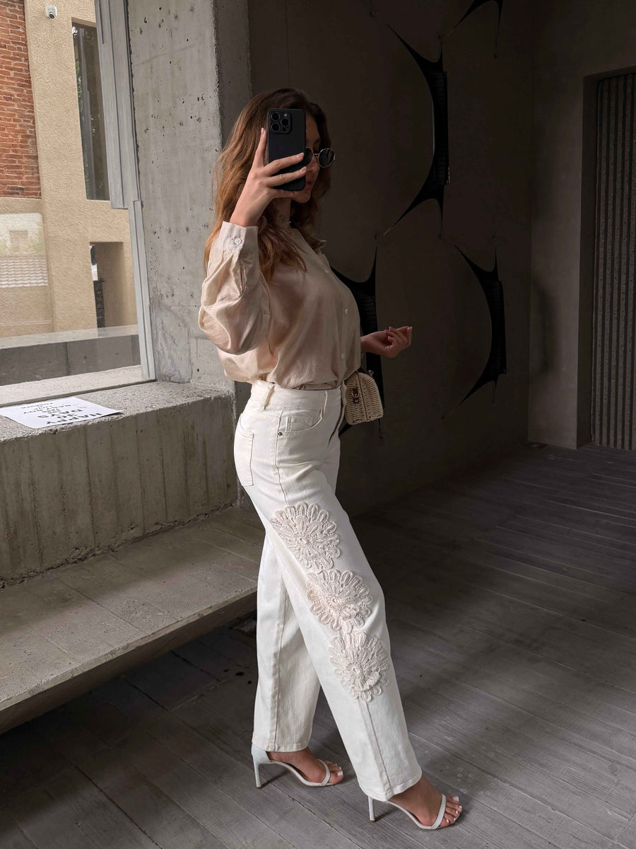 Pantalon brodé