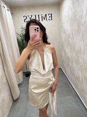 Robe satinée beige