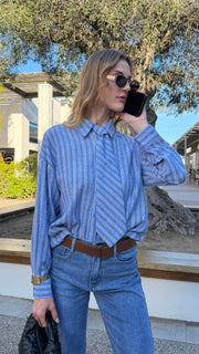 Elegante camisa a rayas