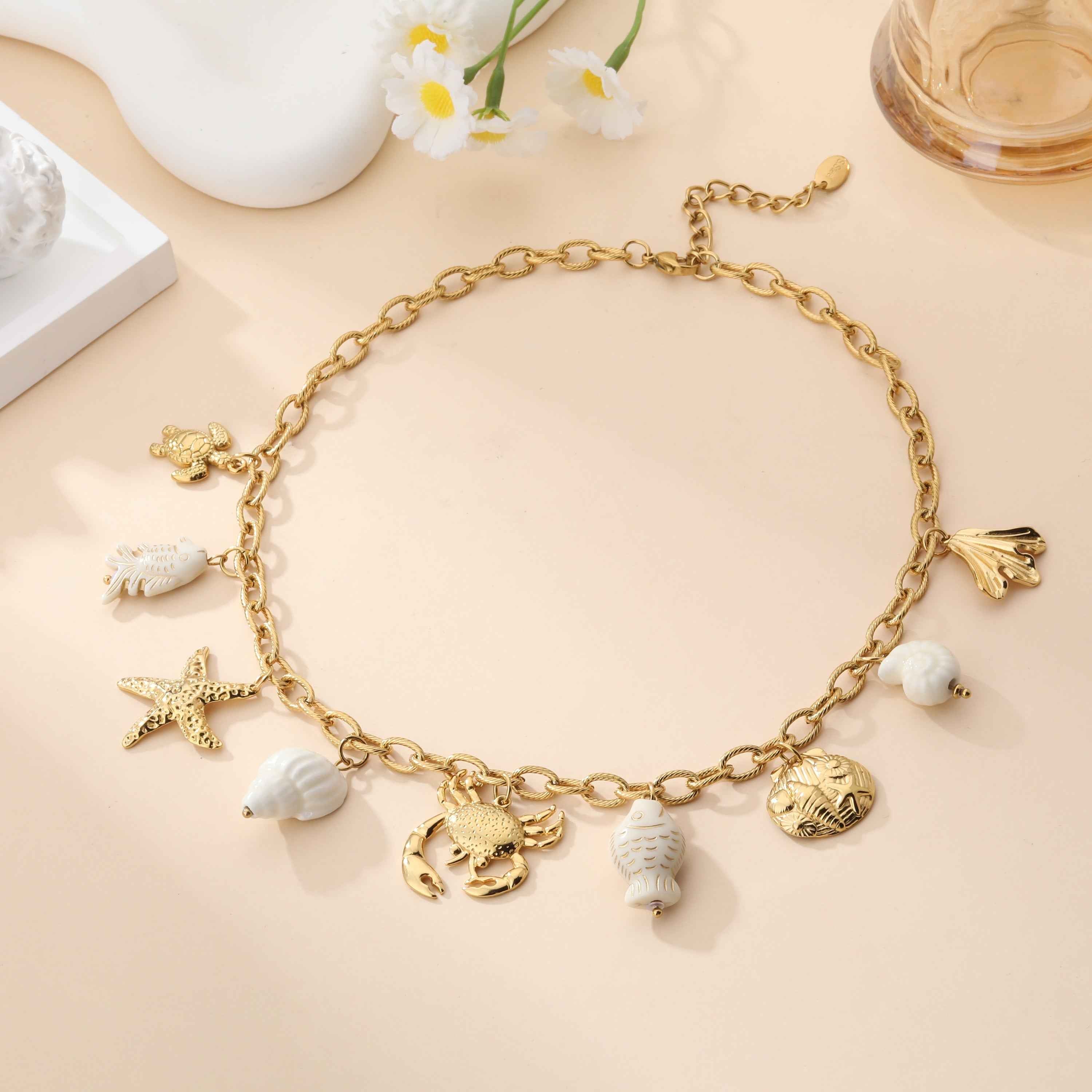 Collier Emy