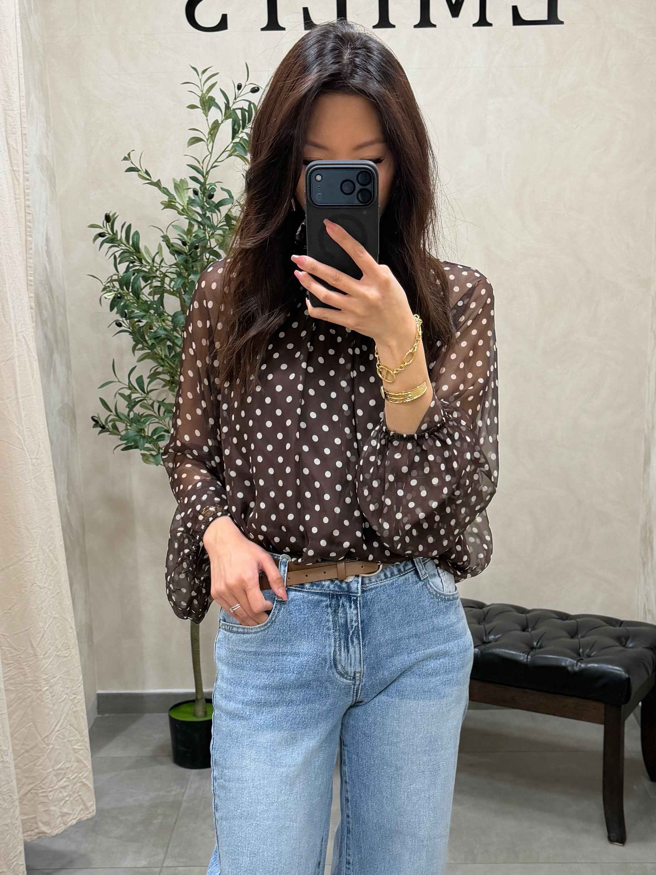 Blouse à petit pois marron
