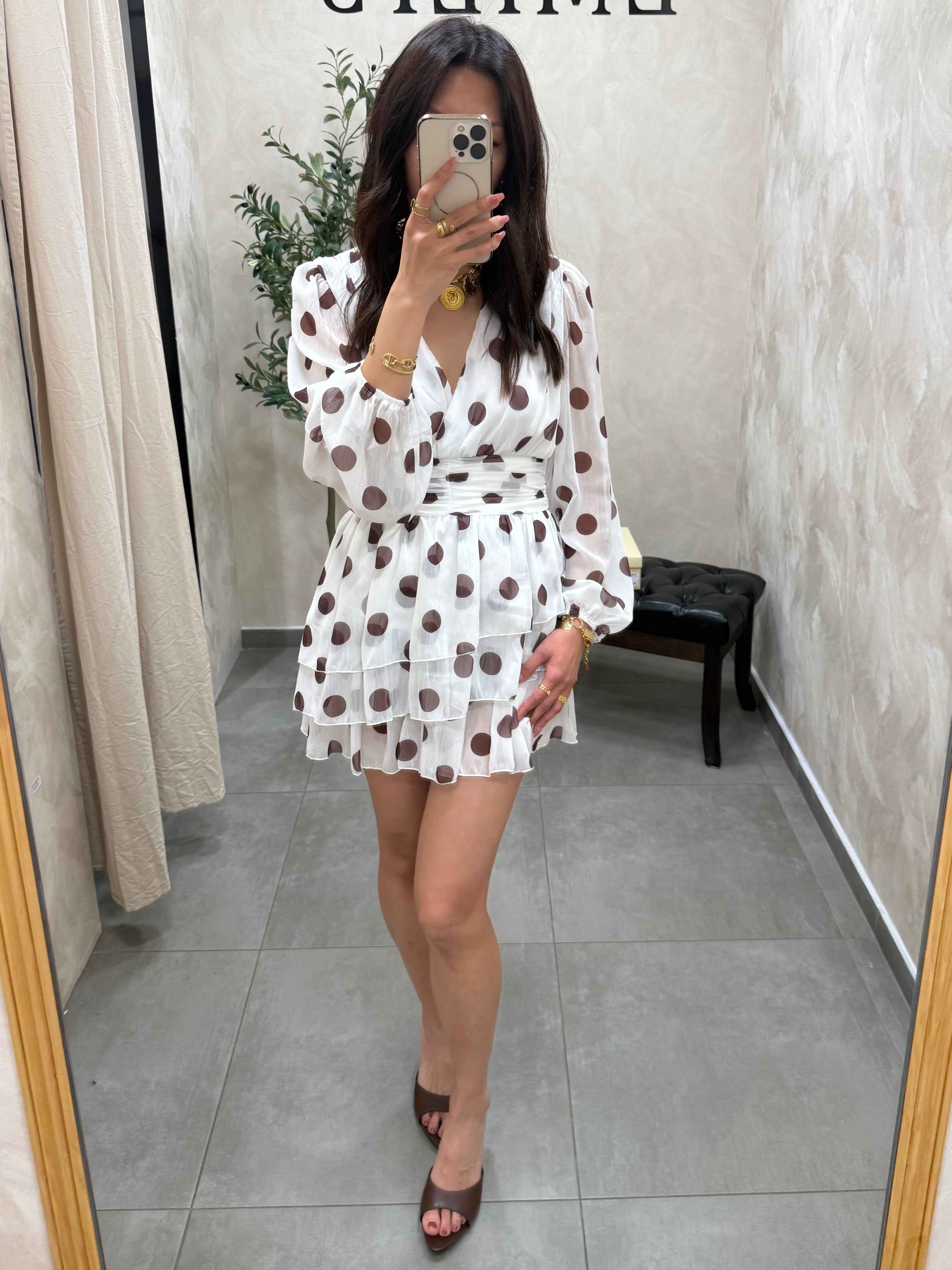 Robe fluide blanche à petit pois marron