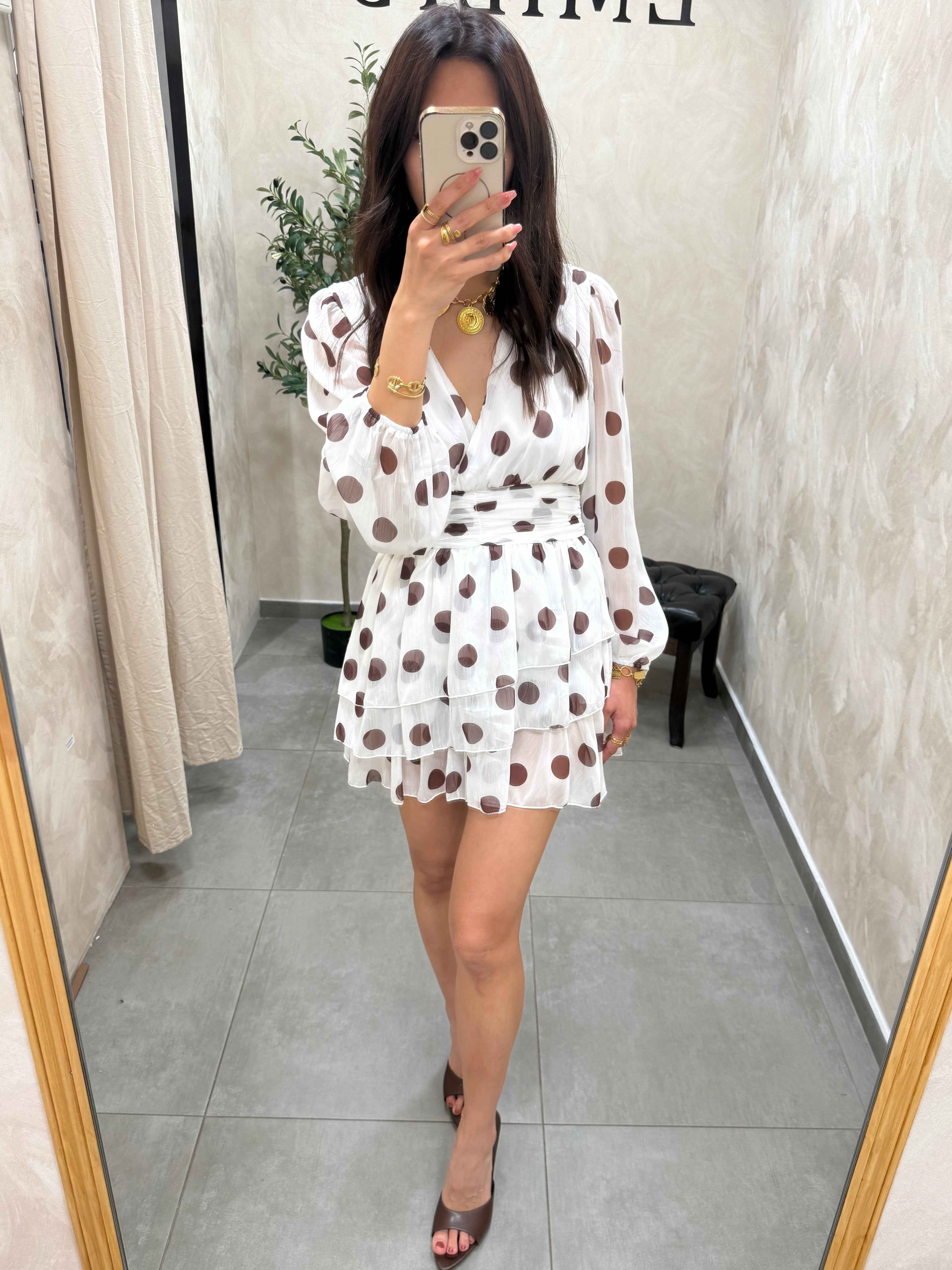 Robe fluide blanche à petit pois marron