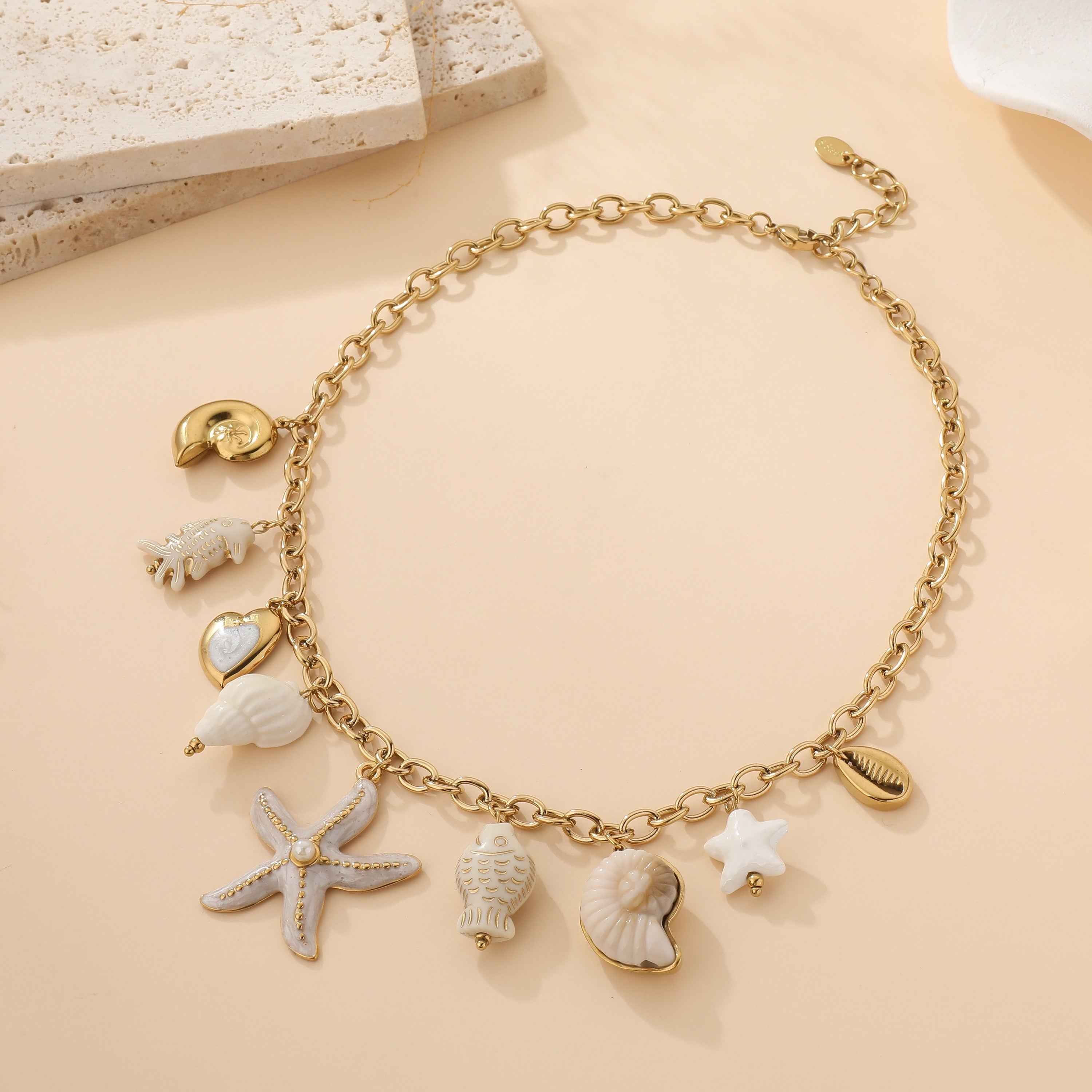 Collier Eva