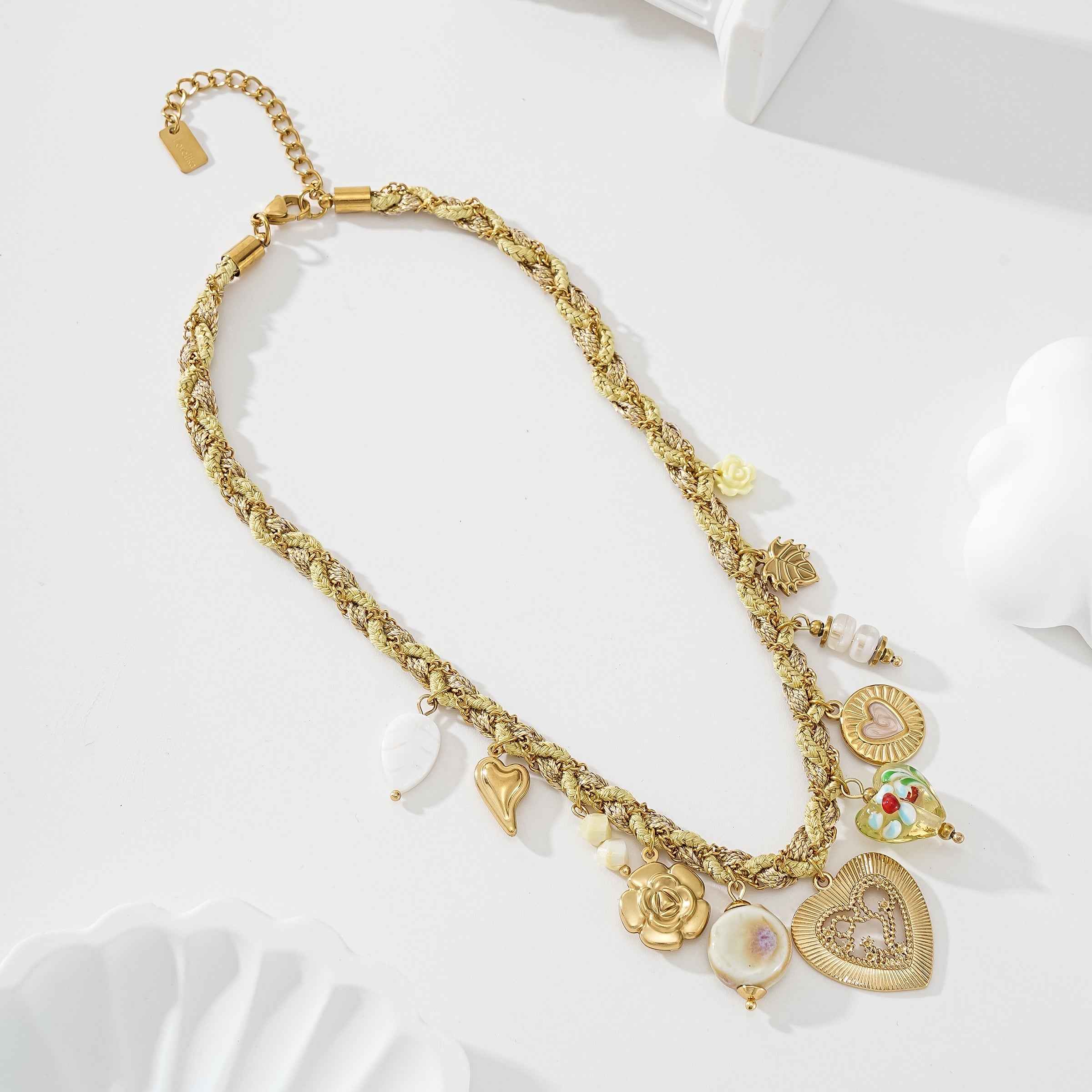 Collier Julia