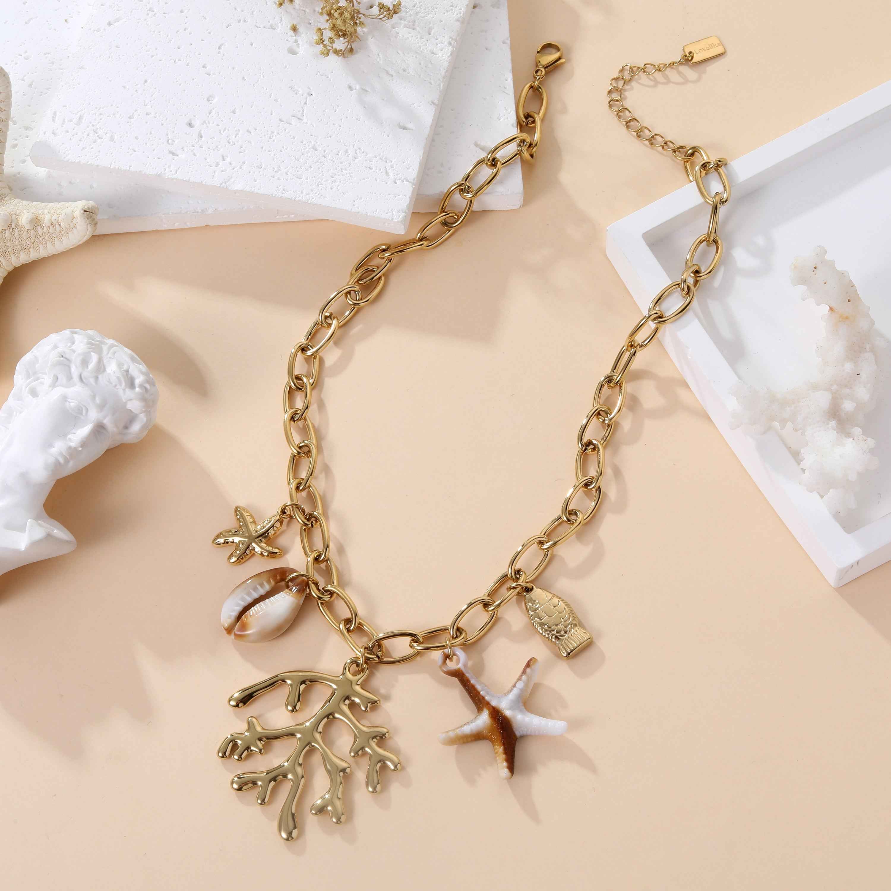 Collier Lou
