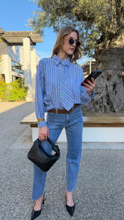 Elegante camisa a rayas