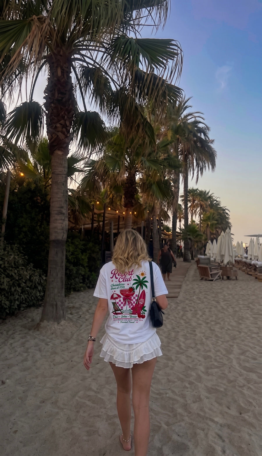 T-shirt Resort Club