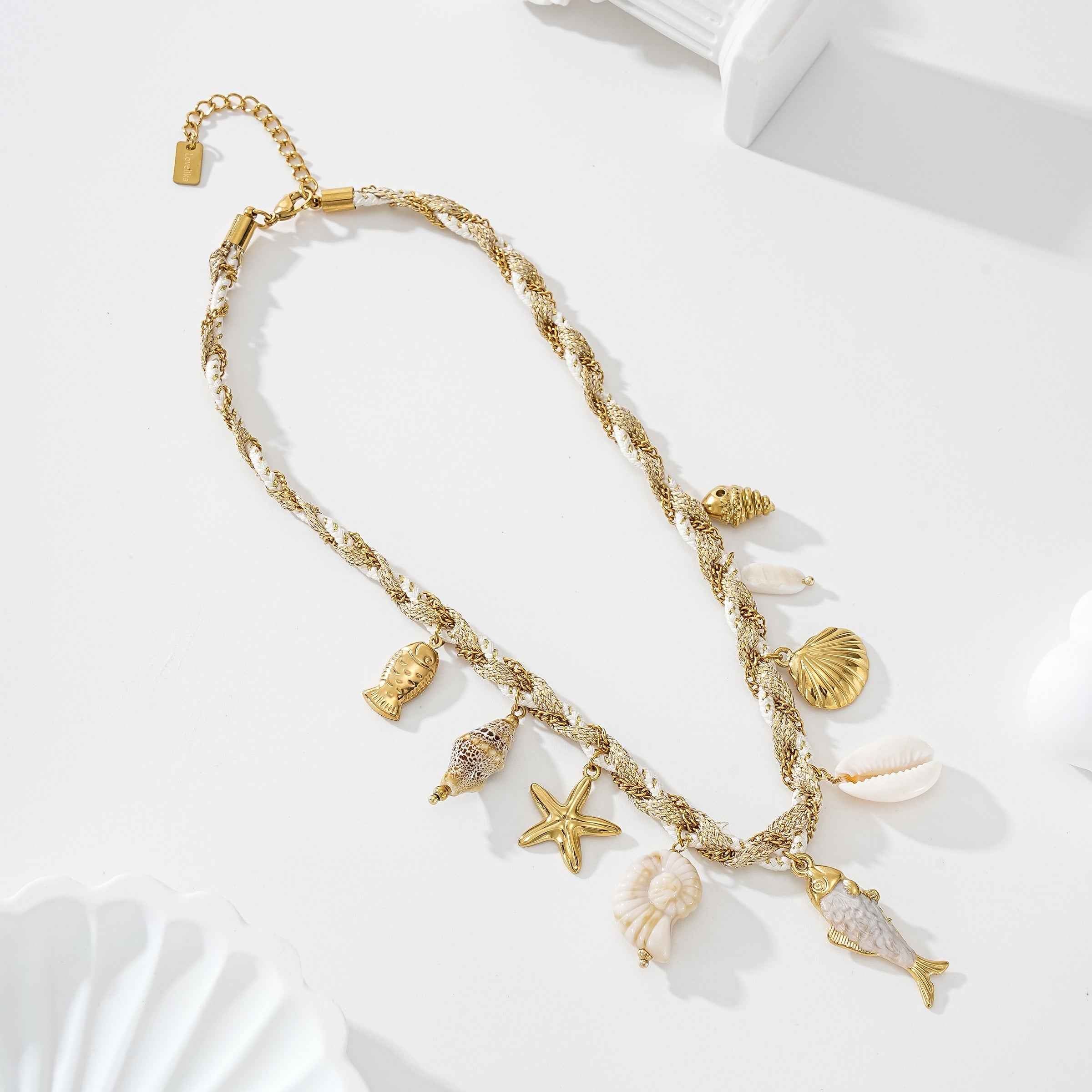 Collier Maya