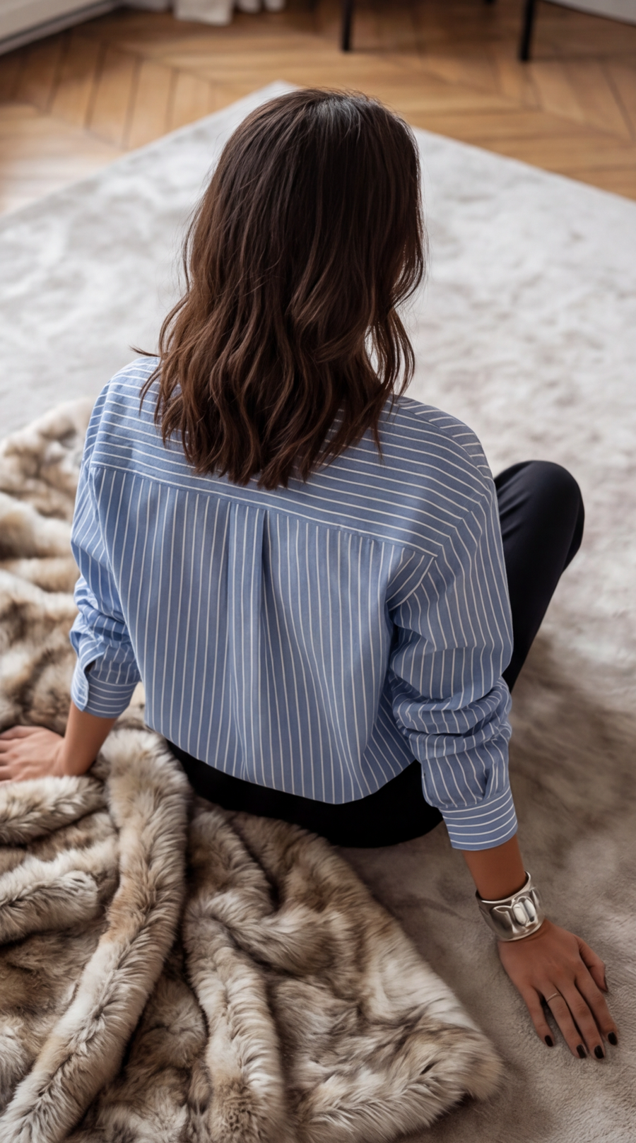 Chemise rayée avec broderie en forme de cœur