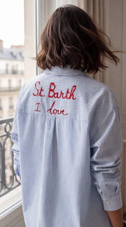 Camisa elegante de rayas azules - Estilo moderno