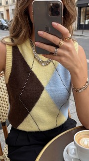 Pull sans manche motif losange